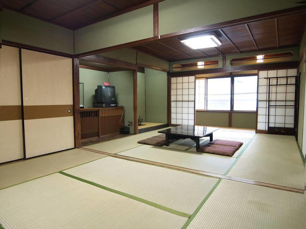 Ryouri Ryokan Watanabe Наґоя Екстер'єр фото